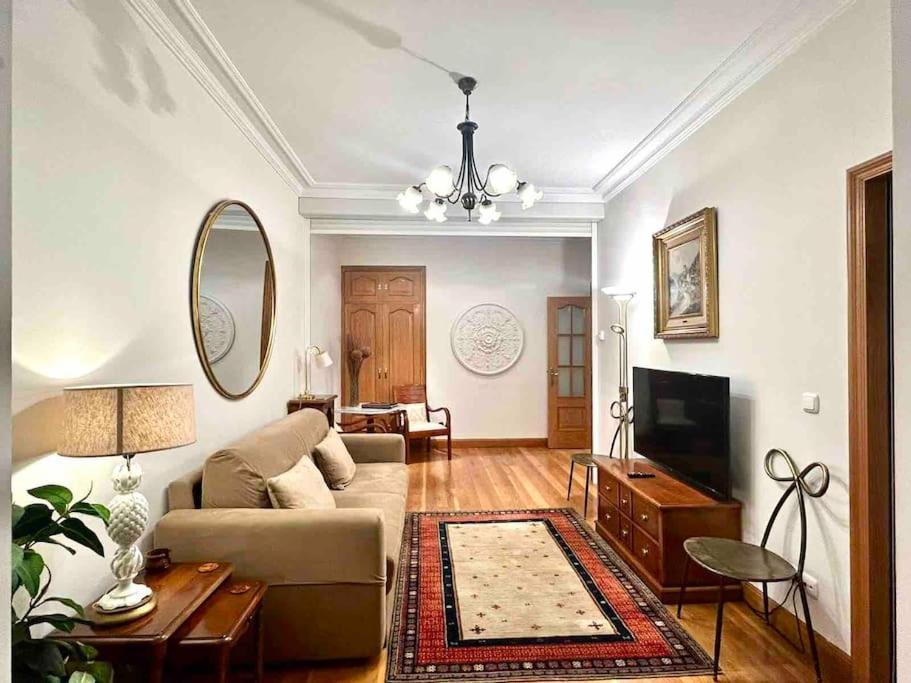 Junto A Parking Precioso Muy Centrico En Apartamento