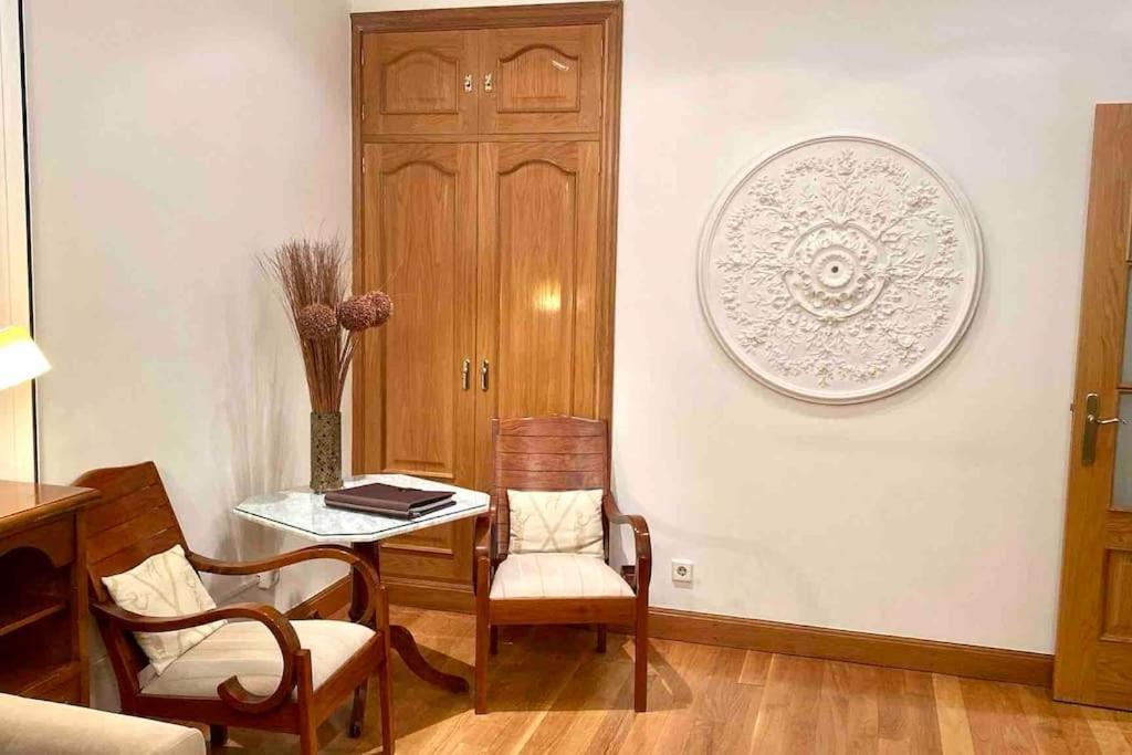Junto A Parking Precioso Muy Centrico En Appartement *